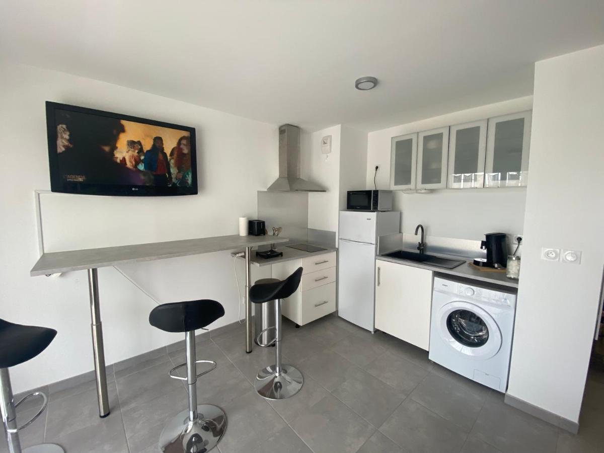 Appartement Type 2 Neuf +Grande Terrasse Le Lavandou Zewnętrze zdjęcie
